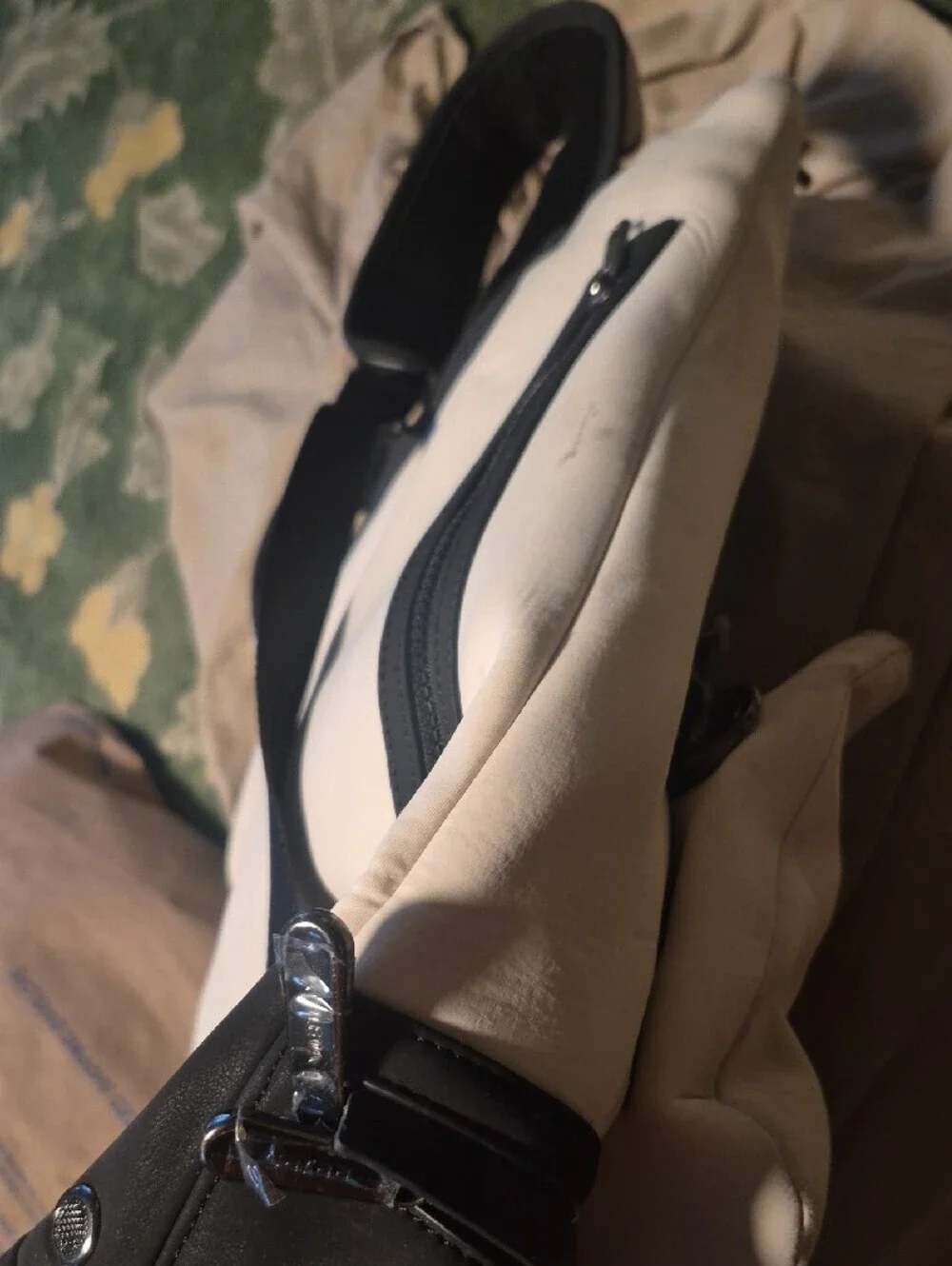 caraa Two-Tone White and Black Men's Backpack